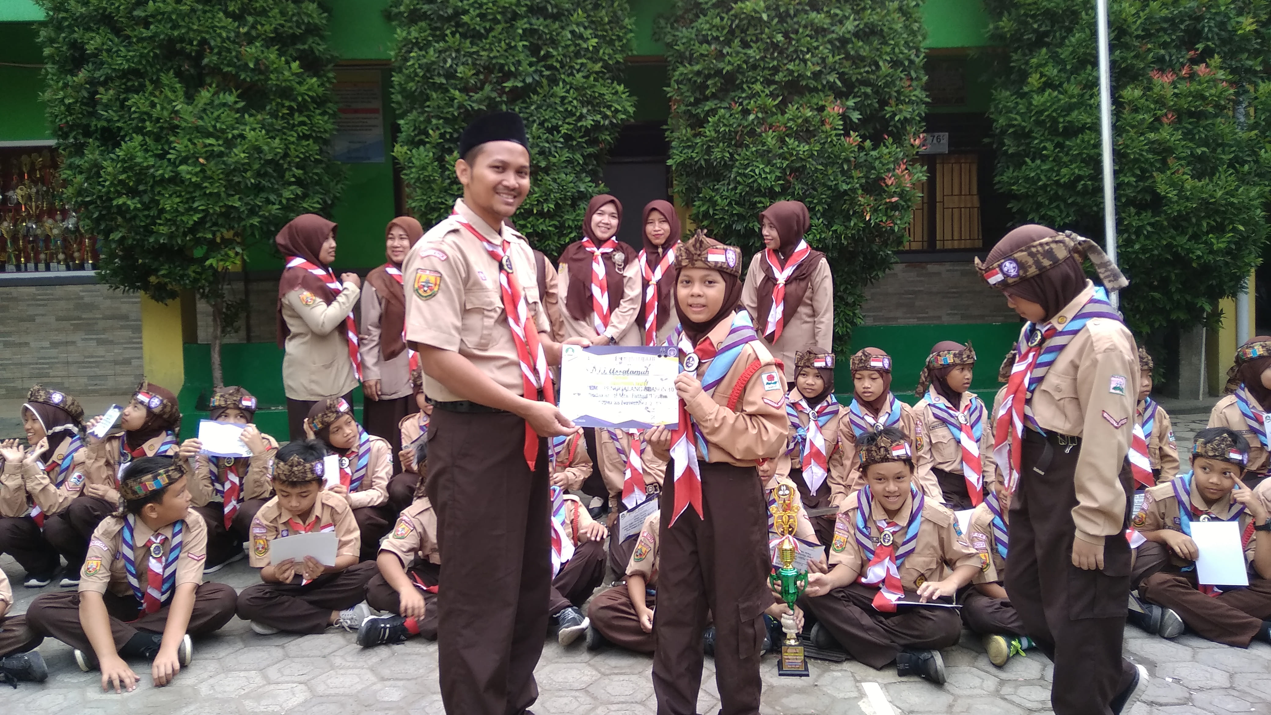 Pramuka di SDIT Assalamah Depok